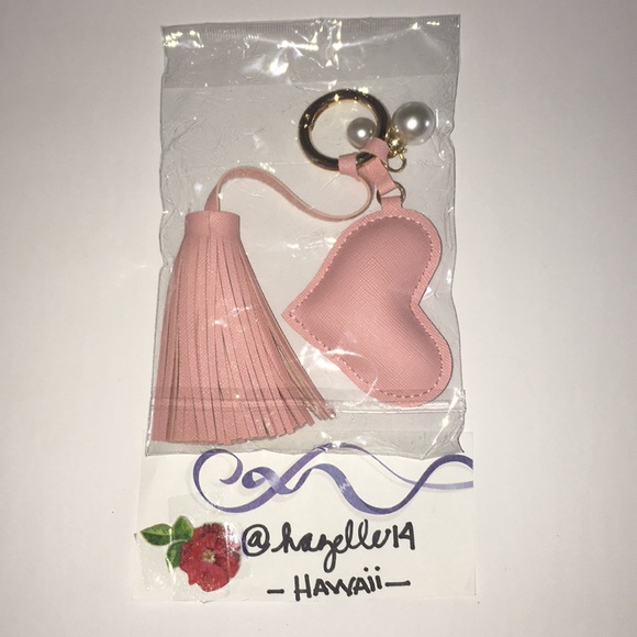 Twilly & Tassel Heart Keychain - Picture 3 of 6